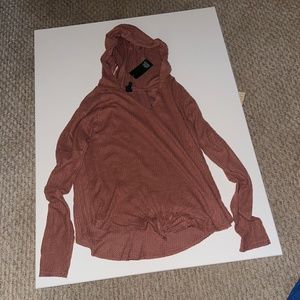 long sleeve hooded shirt